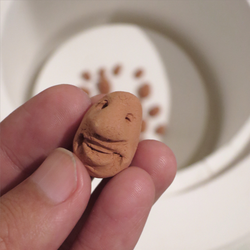 旅する陶芸彫刻作品、豆粒サイズの完成_c0060143_00481715.jpg
