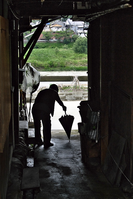 大和上市オフ会8-4--路地編-20160625_a0050572_1240233.jpg