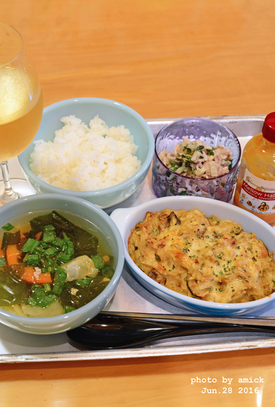 ６月２９日 水曜日 塩麹青しそ豚 干しエビときのこのグラタン おべんと綴り おべんとつづり