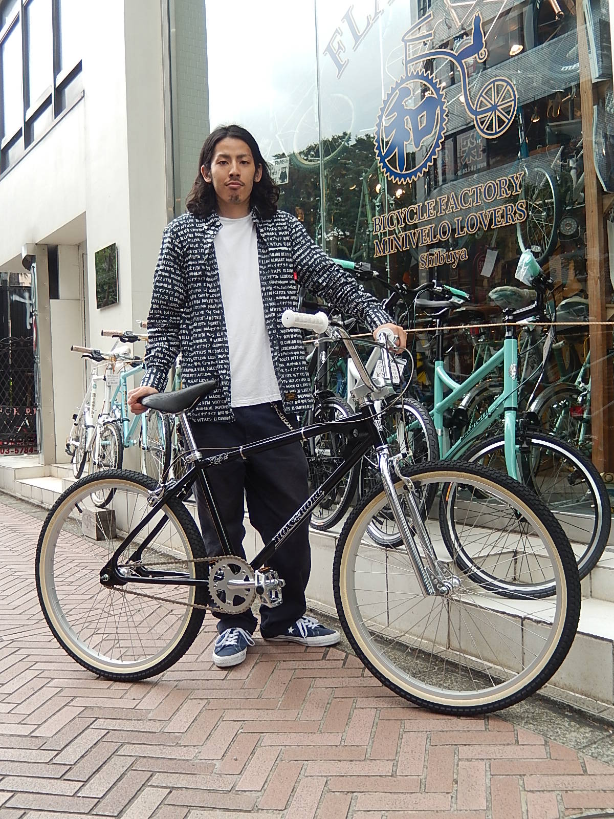 6月29日　渋谷　原宿　の自転車屋　FLAME bike前です_e0188759_14543332.jpg