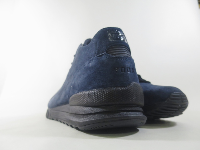 7月2日に入荷予定の・・・魅惑のアメリカ系・超限定ASICS (予告編)!★? 追伸、同・NAVY色の・・・etc..._d0152280_1834639.jpg