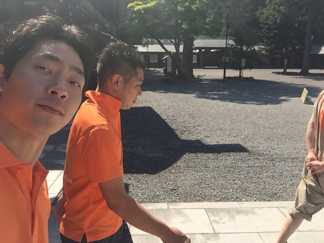 7月1日(金)★TOMMYアウトレット★本日2台納車(*^^)vステップワゴン N様♪R2 W様♪自社ローン・ローンサポート★_b0127002_16252600.jpg