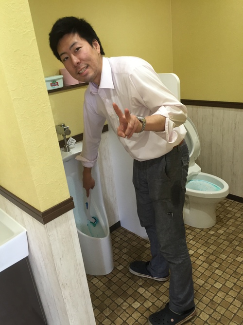7月1日(金)今年も後半戦に突入!今日は元気にみんなでブログ♫ランクル・ハマーはTOMMYへ!_b0127002_1736236.jpg