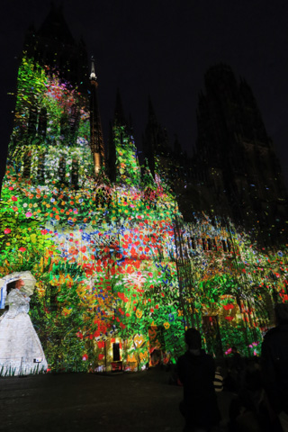 幻想美、夜のルーアンと大聖堂/ Cathédrale de lumière à Rouen_f0234936_3591854.jpg