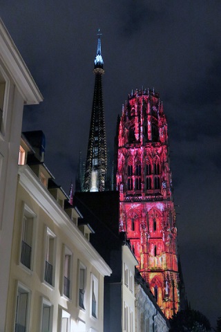 幻想美、夜のルーアンと大聖堂/ Cathédrale de lumière à Rouen_f0234936_453952.jpg