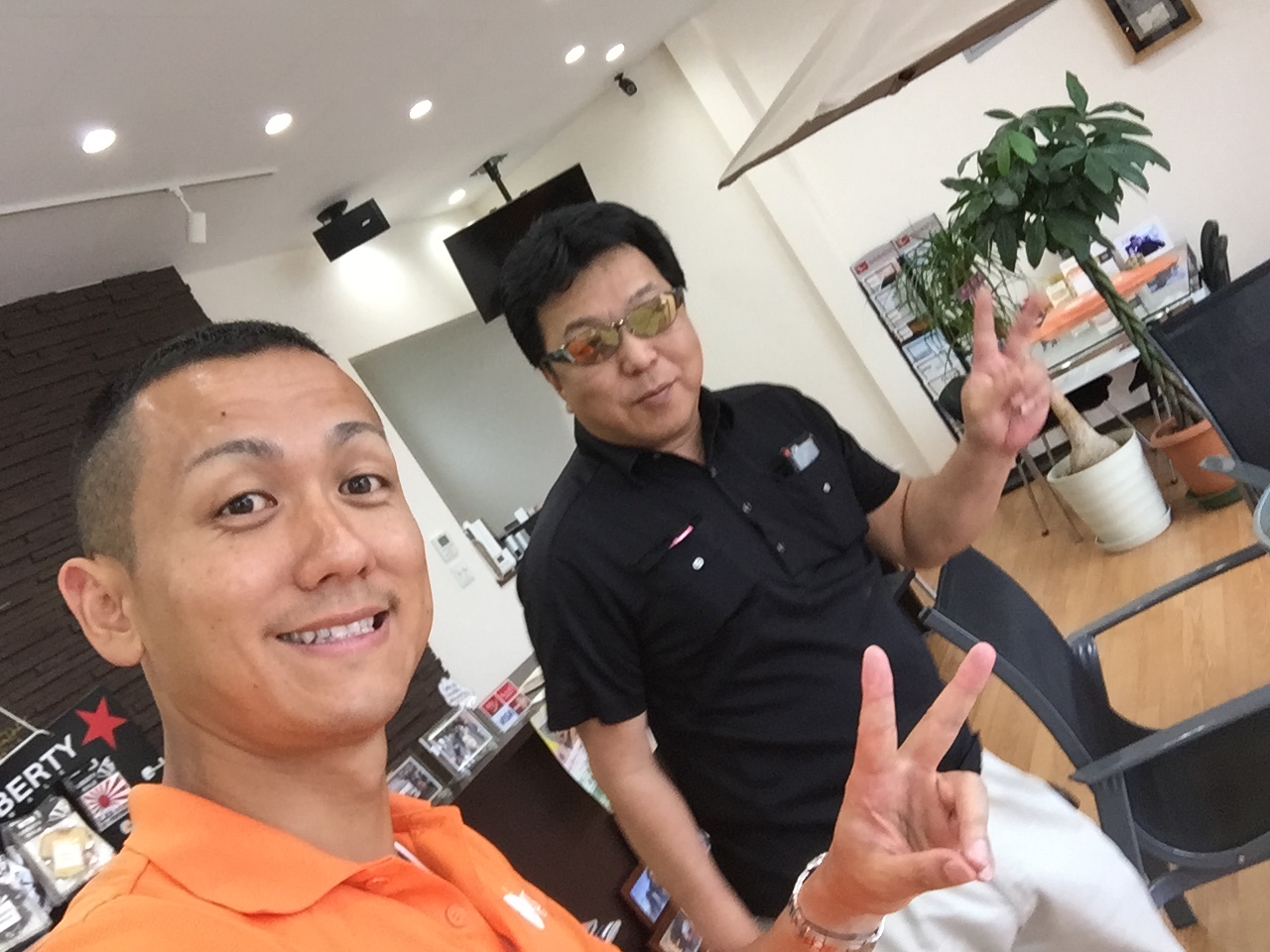 マサブロヽ(^o^)丿LB☆仕様ミニ納車、ランクル200ディーゼル、ハマー、アルファード_b0127002_20491397.jpg