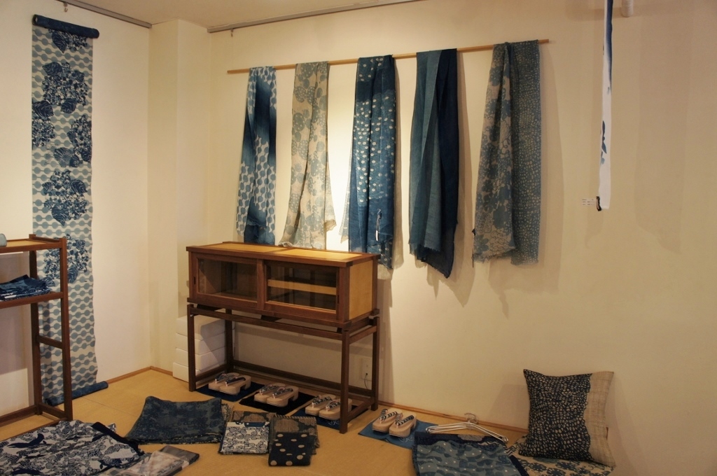 和洋のさかいをあそぶ展 会場1_b0353974_06551427.jpg