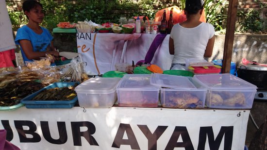 屋台のBubur Ayamを食べるのだ @ Jl. Raya Tegas, Peliatan (\'16年5月)_f0319208_1239361.jpg