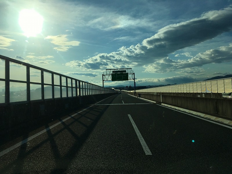 福岡都市高速でワープ移動_a0257440_030670.jpg