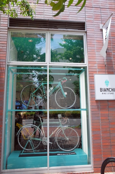 7月2日 Bianchi横浜オープンに行ってみた…_a0232368_21425232.jpeg