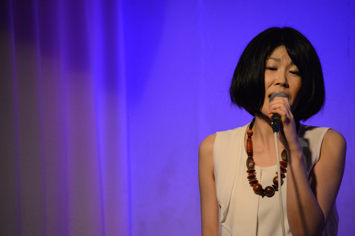 ライブ撮影~MIMOGYワンマンライブ写真アップ(北参道ストロボカフェ)_e0171573_183813100.jpg