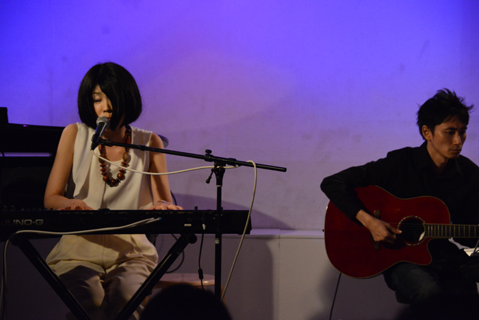 ライブ撮影~MIMOGYワンマンライブ写真アップ(北参道ストロボカフェ)_e0171573_1838477.jpg