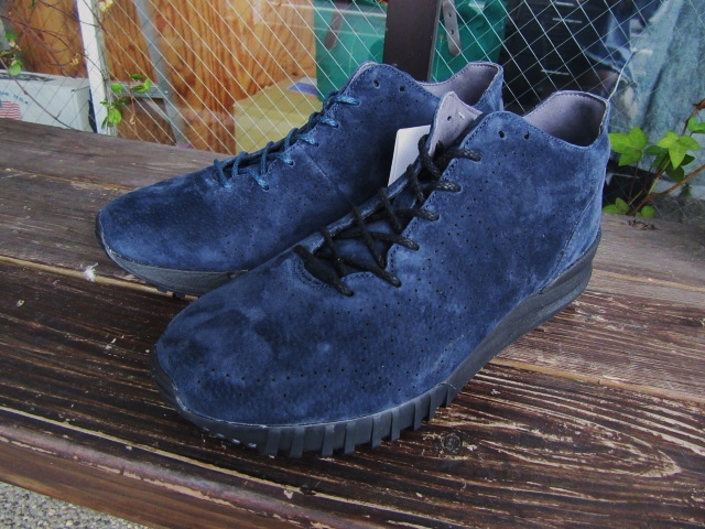 ASICS × PUBLISH BRAND ・・・ アメリカより、ようやく入荷しました!♪!_d0152280_8211720.jpg