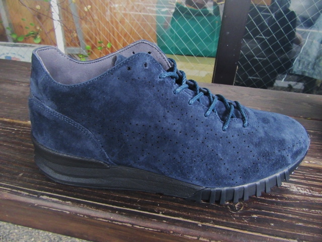 ASICS × PUBLISH BRAND ・・・ アメリカより、ようやく入荷しました!♪!_d0152280_8212152.jpg