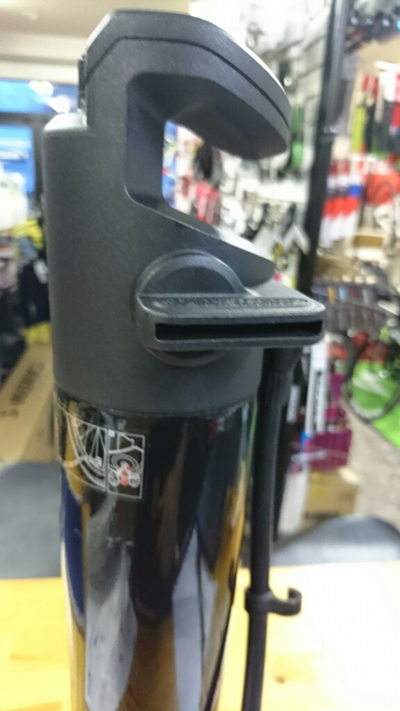 SPECIALIZED AIR TOOL BLAST入荷しました!_b0282021_19585892.jpg