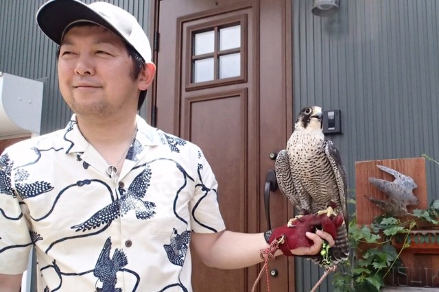 patagoniaアロハシャツ「パタロハ」にハヤブサ柄が -Peregrine patagoniaアロハシャツ「パタロハ」にハヤブサ柄が -Peregrine