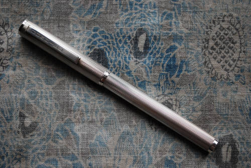 Dunhill QIS 121 : フルハルター*心温まるモノ Dunhill QIS 121 : フルハルター*心温まるモノ