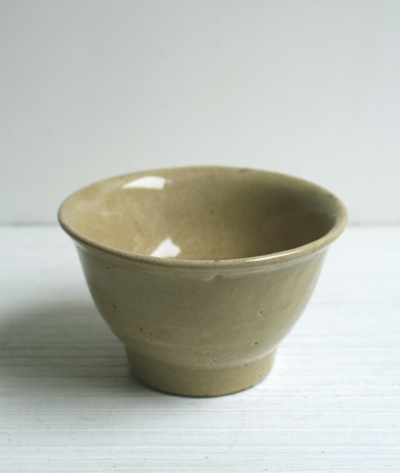 逸品　李朝　琉球　壺屋焼　白釉マカイ　お茶　茶道　明治時代 19世紀 逸品 李朝 琉球 壺屋焼 白釉マカイ お茶 茶道 明治時代 19世紀 逸品