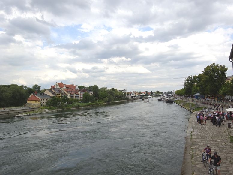 f0096508_1446359.jpg