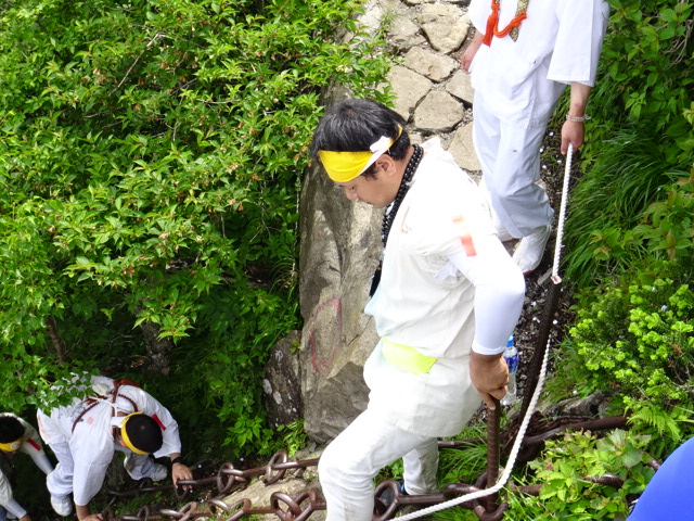 石鎚山お山開き3の鎖と頂上社弥山、天狗岳NO3…2016/7/1_f0231709_19432244.jpg