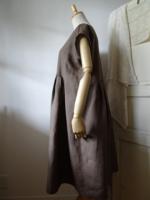 Trinity~三人展~ ダーク系のお洋服ご紹介_a0094058_1312979.jpg