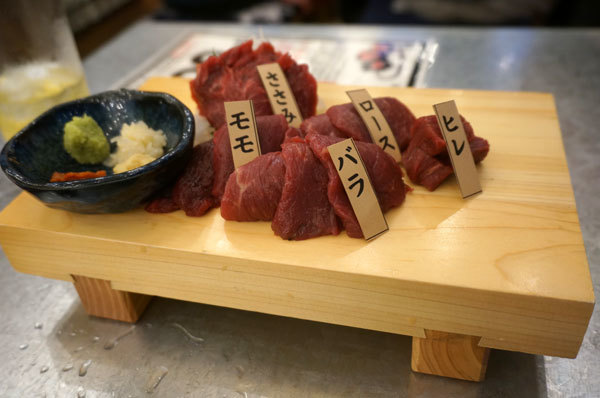 金沢 昭和町 馬喰ろう 金沢店 馬肉専門店 デブくろ商店6月号 ふりむけばスカタン 金沢 昭和町 馬喰ろう 金沢店 馬肉専門店 デブくろ商店6月号 ふりむけばスカタン