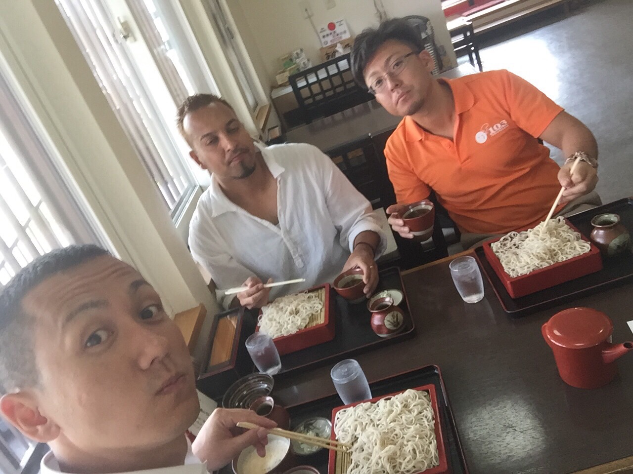 7月 7日 (木) ken ブログ ランクル ハマー アルファード_b0127002_22103713.jpg