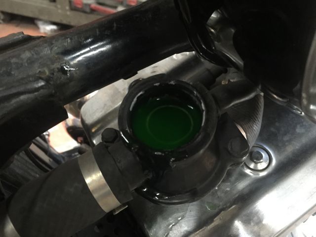 バルカン 修理 キムラ様号 バッテリー異常!_a0164918_18095887.jpg