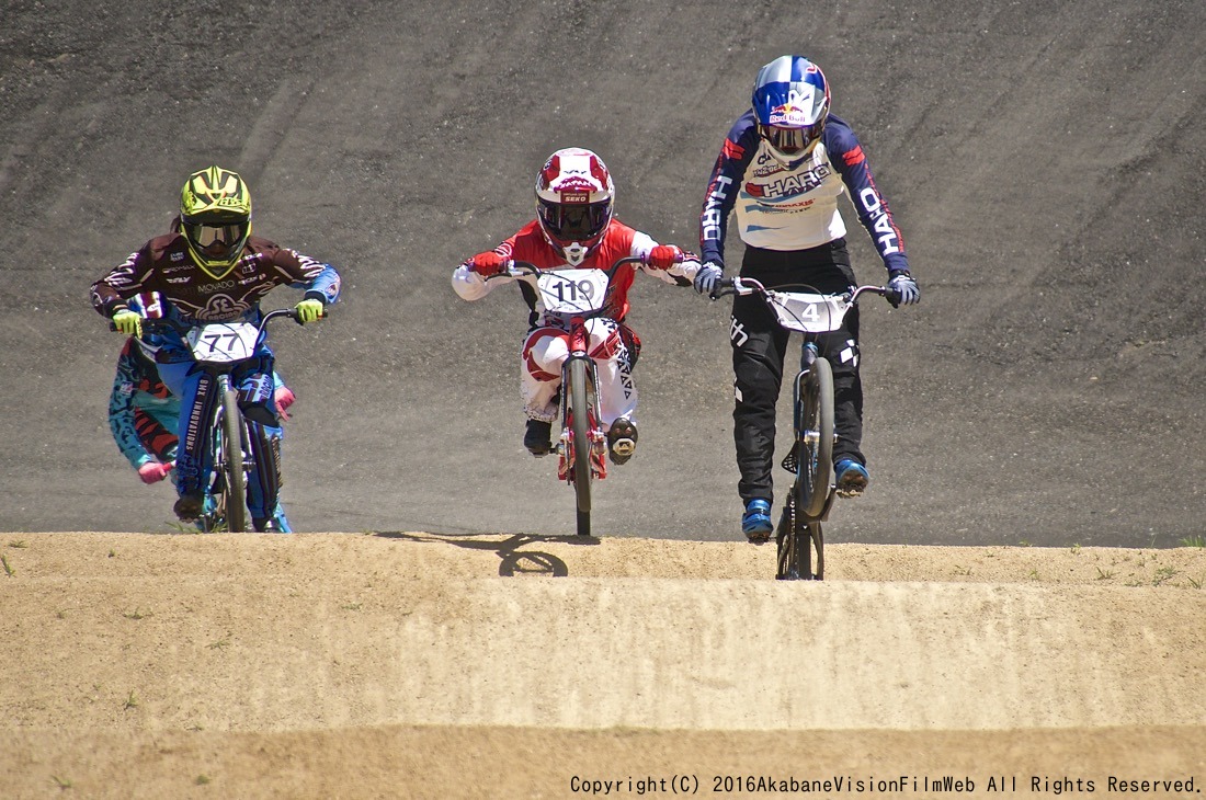 ２０１６　第３３回全日本BMX選手権大会VOL9：予選その２_b0065730_18372778.jpg