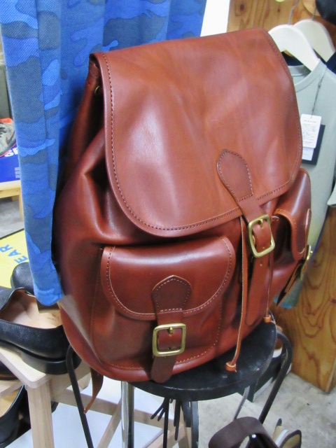 SLOW ・・・ DOUBLE OIL RUCKSACK! 素晴らし過ぎます!★!_d0152280_21194747.jpg