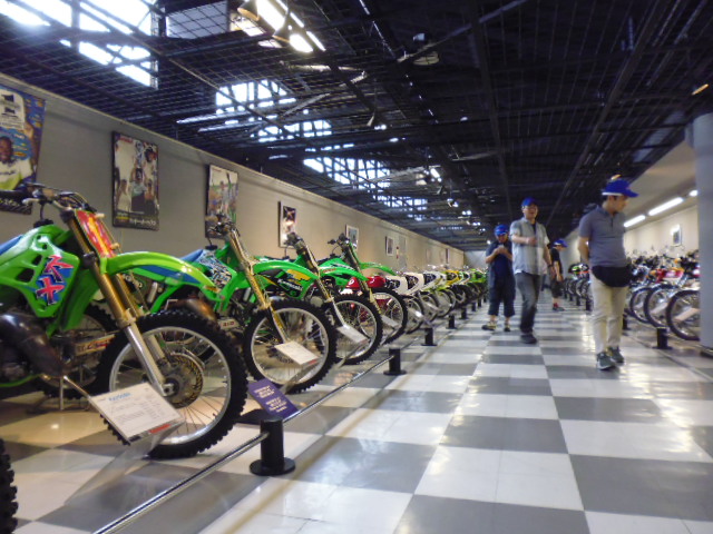 KAWASAKI （カワサキ）工場見学行ってきました！　2016.7.8_a0169121_1249725.jpg