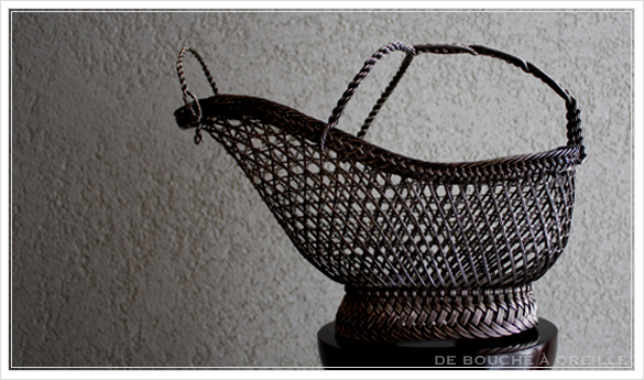 porte bouteille アンティークのパニエ ボトルバスケット_d0184921_1434250.jpg