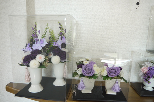 仏花アレンジ・・・・・色々_a0123133_1262267.jpg