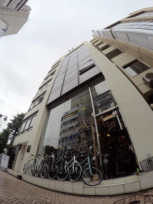7月9日 渋谷 原宿 の自転車屋 FLAME bike前です_e0188759_1822147.png