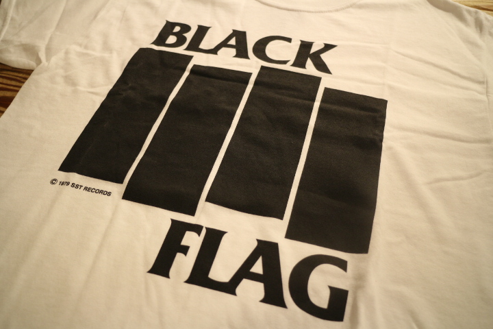 【NEW ARRIVAL】BLACK FLAG Tee_b0121563_1936542.jpg