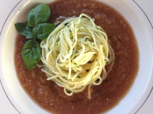 意外と美味いガスパチョの冷製パスタ_a0136671_1482817.jpg