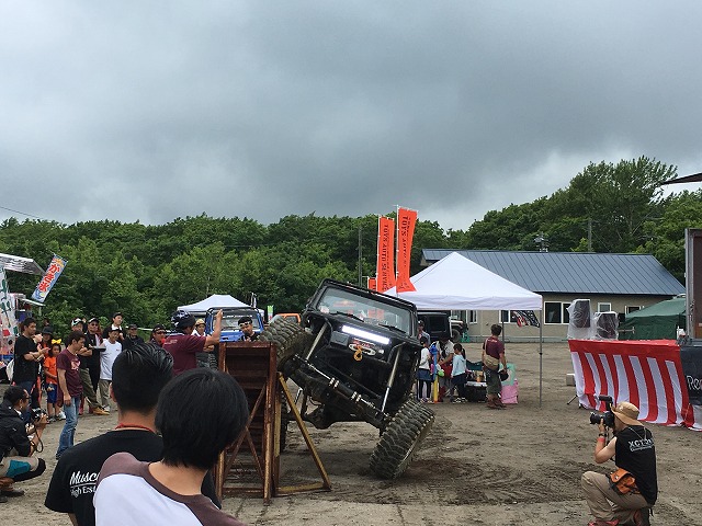 7月10日 日曜日 トミ店のニコニコブログ! ランクル200ディーゼル納車☆_b0127002_18561036.jpg