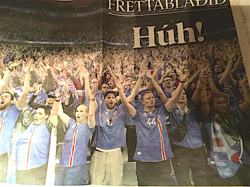 アイスランド・サッカー・チーム凱旋イベント。私も参加！一体感あふれるサンダー・クラップに感動！_c0003620_11225296.jpg