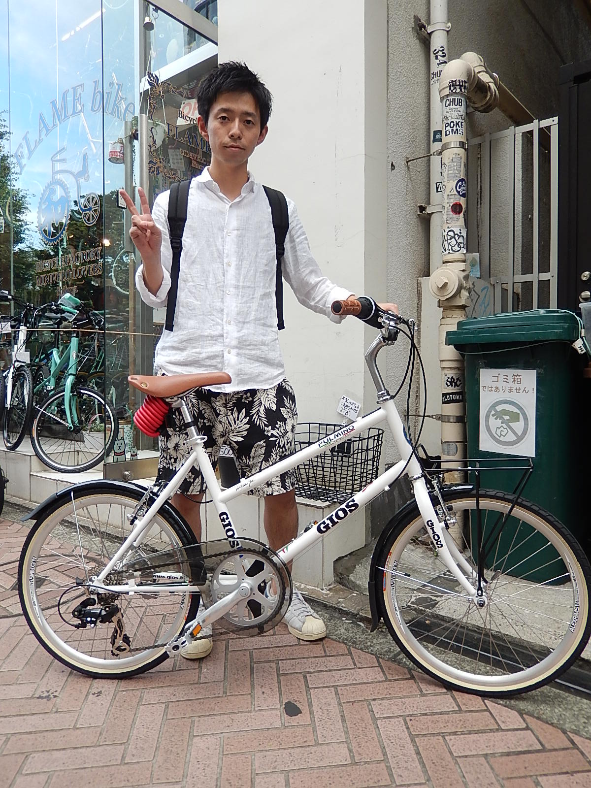 7月10日　渋谷　原宿　の自転車屋　FLAME bike前です_e0188759_1832080.jpg