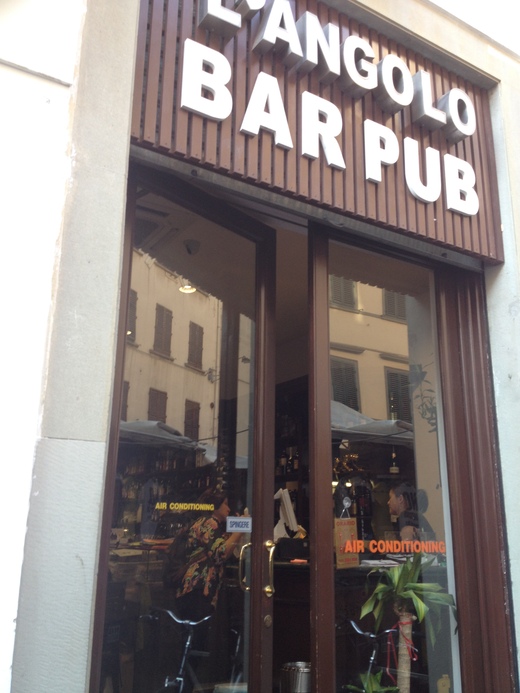 また新中華料理店!サン・ロレンツォ地区の中華街化が進む_a0136671_391567.jpg