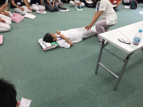 母校浪越・日本指圧専門学校 同窓会 指圧治療実技研修会_a0112393_22122434.jpg