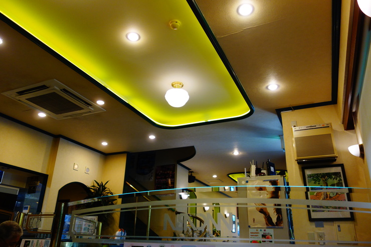 a0287336_2331898.jpg