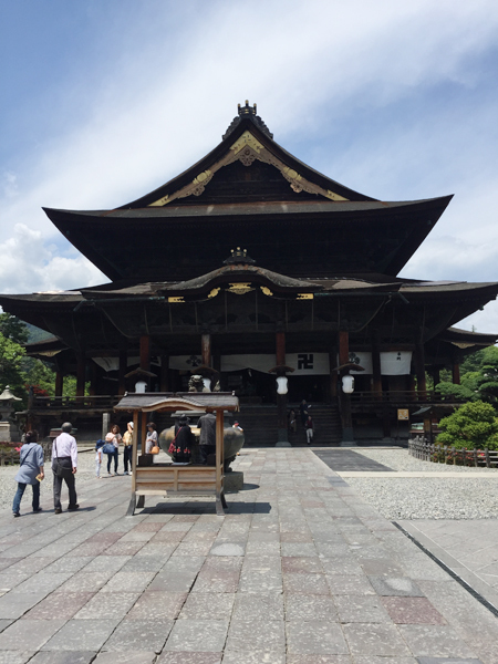 5 善光寺へ_e0104046_17553598.jpg