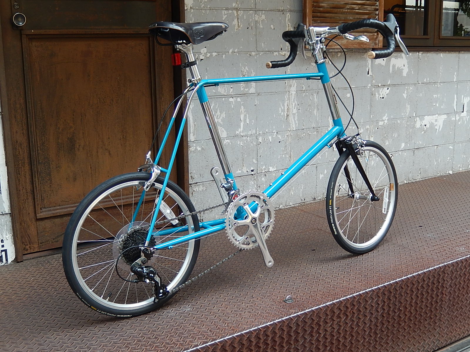 B-ant 406steel ラス1_e0188759_15531457.jpg