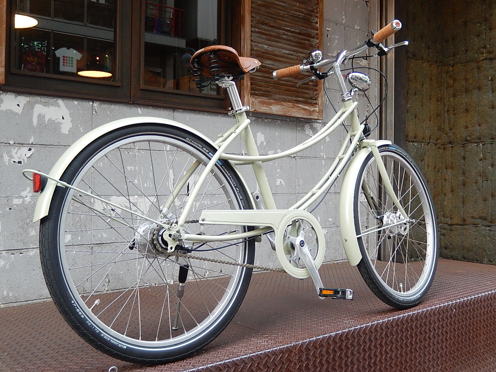 7月11日　渋谷　原宿　の自転車屋　FLAME bike前です_e0188759_19295516.jpg