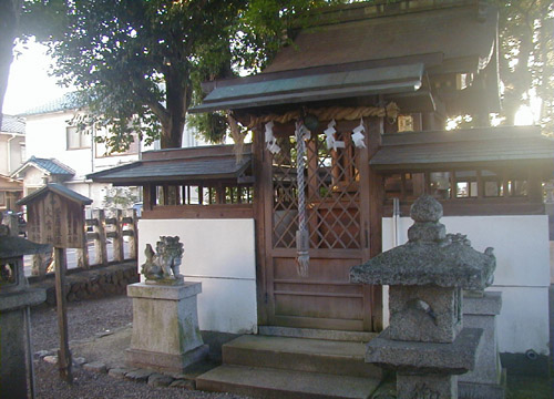 ●神社の造形―上桂御霊神社_d0053294_12295374.jpg