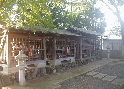 ●神社の造形―上桂御霊神社_d0053294_1231658.jpg
