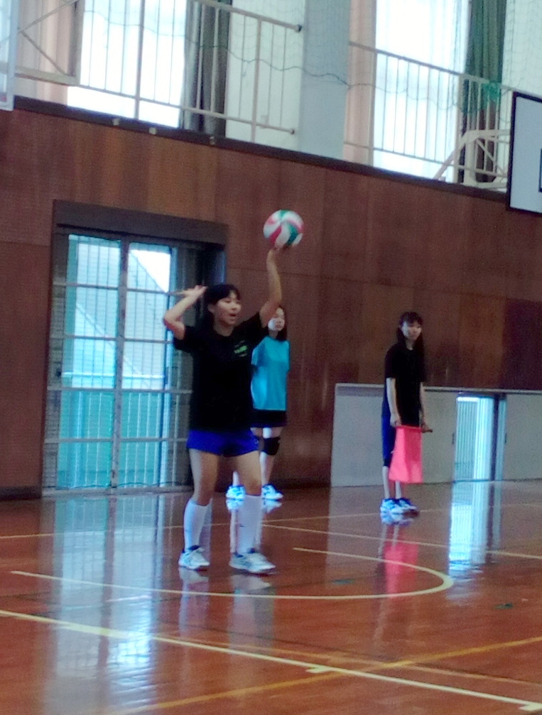 女子バレーボール部 知立東高校 西尾高校練習試合 ヤマガクマ 日記