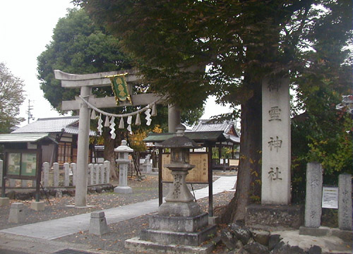 ●神社の造形―下桂御霊神社_d0053294_1816361.jpg