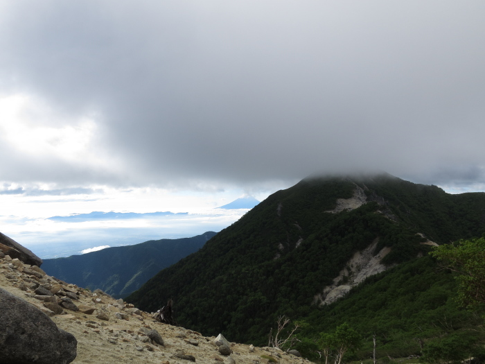 鳳凰山　前編　地蔵岳まで_b0339488_20343012.jpg